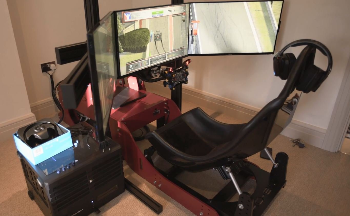 carlos-sainz-home-simulator-f1-simulator-maniac